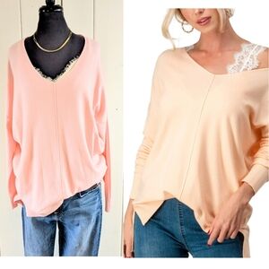Urban  Daizy Oversized V-Neck Sweater sz M/L